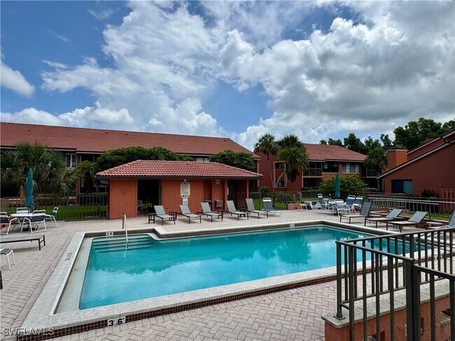 property at 124 Cypress Way E