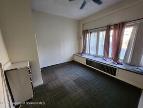 580 E Main St in Wilkes-Barre, PA - Building Photo - Building Photo