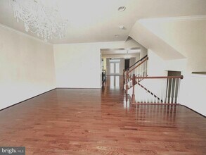 22865 Lacey Oak Terrace in Sterling, VA - Building Photo - Building Photo