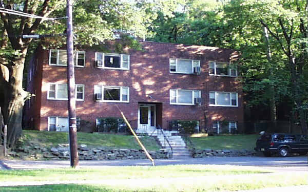 516 Thayer Ave in Silver Spring, MD - Foto de edificio - Building Photo