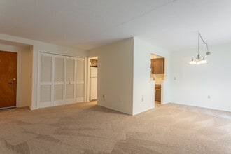 Churchill Towers in Parma Heights, OH - Building Photo - Interior Photo