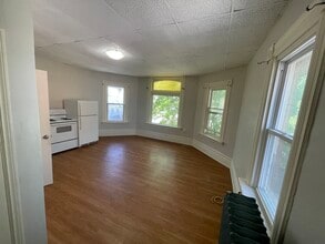 54 Peter St S in Orillia, ON - Building Photo - Building Photo