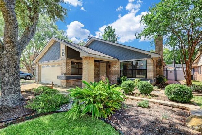 12811 Ashford Hills Dr