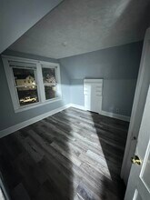 478 S Main St, Unit #3 in New Britain, CT - Building Photo - Building Photo