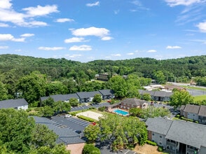 Ascot Place Apartments in Birmingham, AL - Foto de edificio - Building Photo