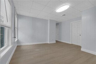 131 Wendell St in Providence, RI - Building Photo