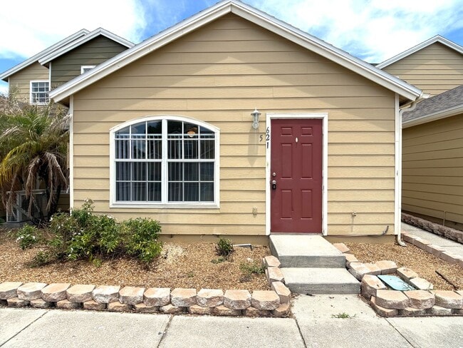 property at 621 Washington Palm Loop