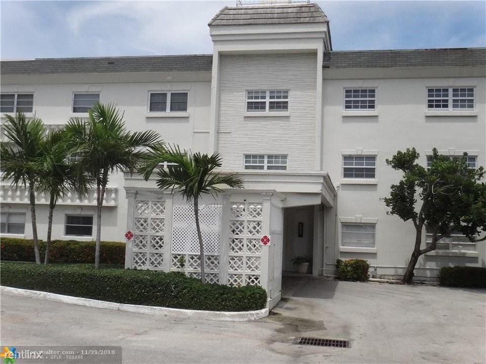 1439 S Ocean Blvd in Pompano Beach, FL - Building Photo