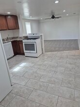 1600 Tabor St, Unit A in Lakewood, CO - Building Photo - Building Photo