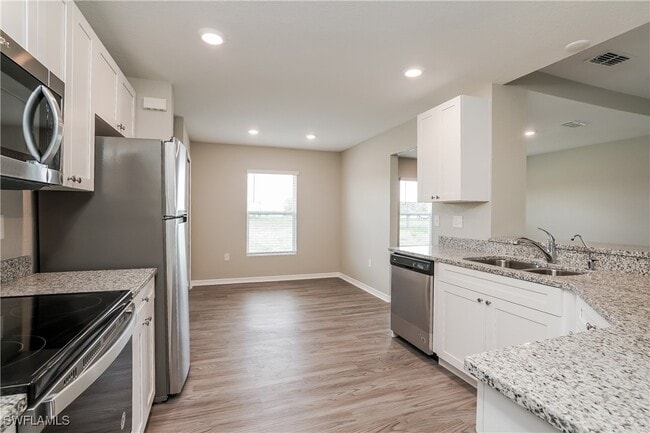 1238 NE 40th Terrace