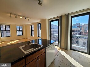 631 D St NW, Unit 733 in Washington, DC - Building Photo - Building Photo