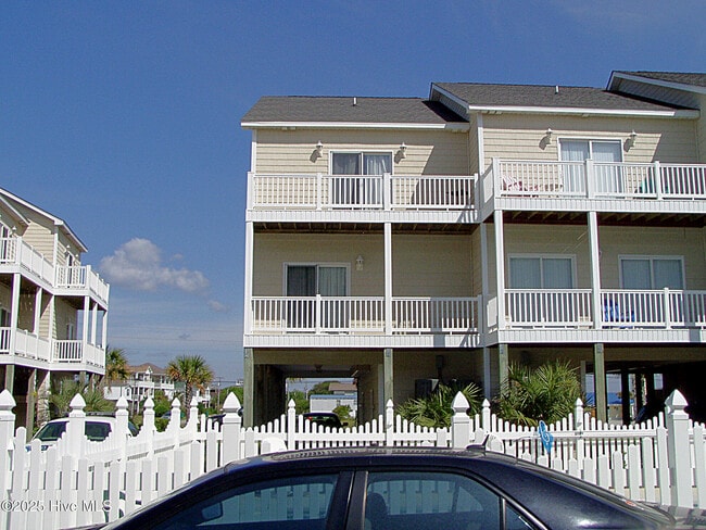 property at 108 Sea Star Cir