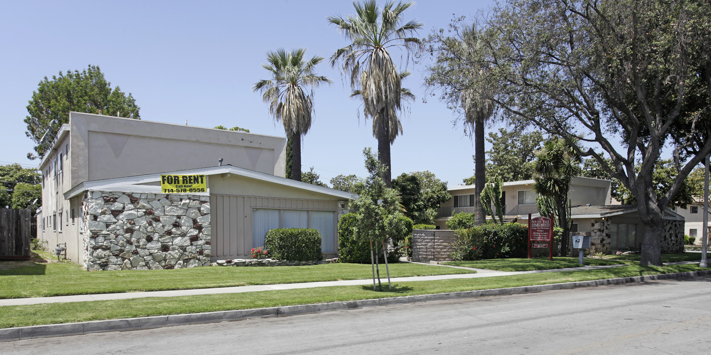 South Yale Apartments in Fullerton, CA - Building Photo