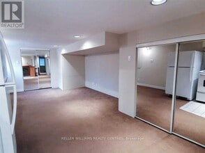 70 Ashdale Ave in Toronto, ON - Building Photo - Building Photo