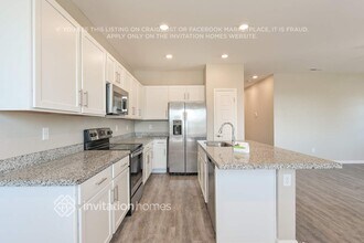 1736 S Elk Way, Unit 2 in Aurora, CO - Building Photo - Building Photo