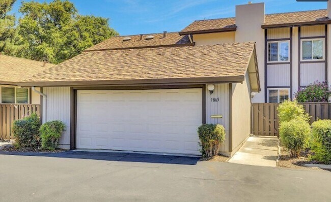 property at 1865 Countrywood Ct