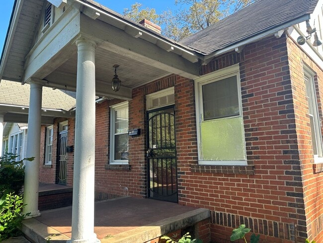 property at 163-165 S Panama St