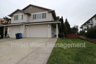 1830 SE 11th Ave in Camas, WA - Building Photo