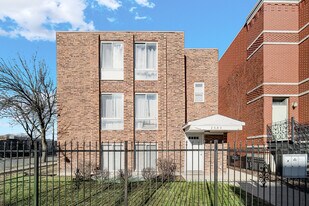 2654 W 12th Pl in Chicago, IL - Building Photo
