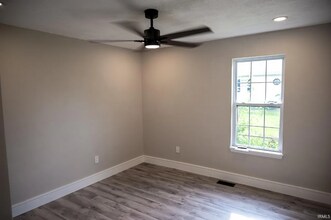 916 E Dixon St in Kokomo, IN - Building Photo - Building Photo