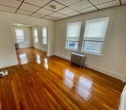 49 Central Ave, Unit #1F in Revere, MA - Building Photo - Building Photo