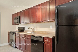 3207 SW 48th Ave in Hollywood, FL - Building Photo - Building Photo