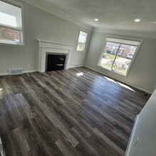22649 Bayview Dr in St. Clair Shores, MI - Building Photo - Building Photo