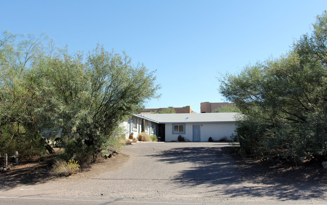 38431 Spur Cross Rd in Cave Creek, AZ - Building Photo - Building Photo