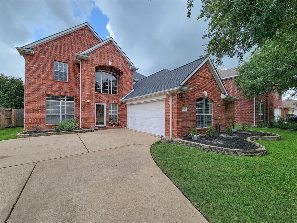 17615 Forest Haven Trail in Tomball, TX - Foto de edificio