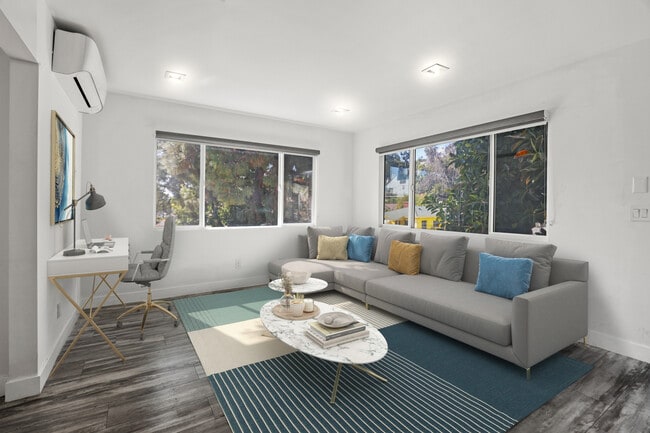 1486 Silver Lake Blvd. in Los Angeles, CA - Building Photo - Building Photo