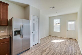 273 La Dera Dr in Liberty Hill, TX - Building Photo - Building Photo