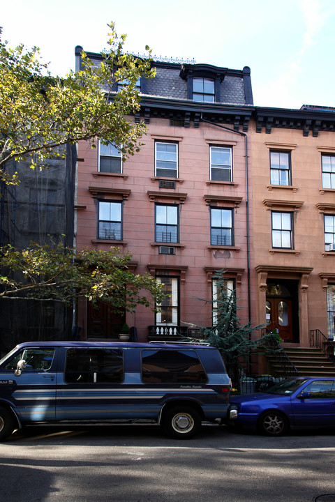 130 Amity St in Brooklyn, NY - Foto de edificio