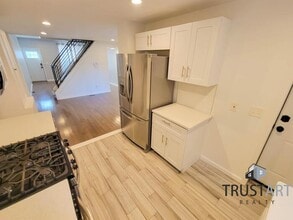 220 W Duval St in Philadelphia, PA - Building Photo - Building Photo