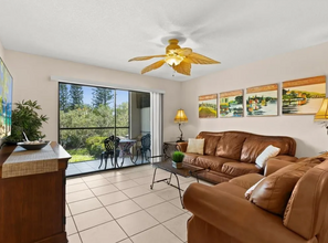 1669 Seascape Cir, Unit 1669 in Tarpon Springs, FL - Foto de edificio - Building Photo