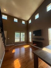 615 Strech Ln in Windsor, CA - Building Photo - Building Photo