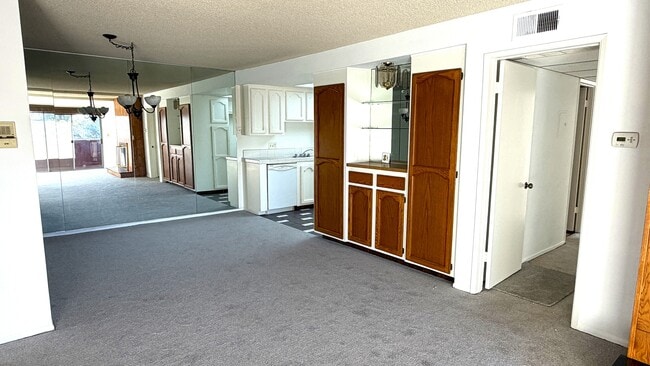 2805 E 3rd St in Long Beach, CA - Building Photo - Building Photo