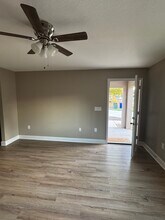 1149 Sycamore St, Unit 1149 in Lakeland, FL - Foto de edificio - Building Photo