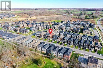 22 Sundin Dr in Haldimand, ON - Building Photo - Building Photo