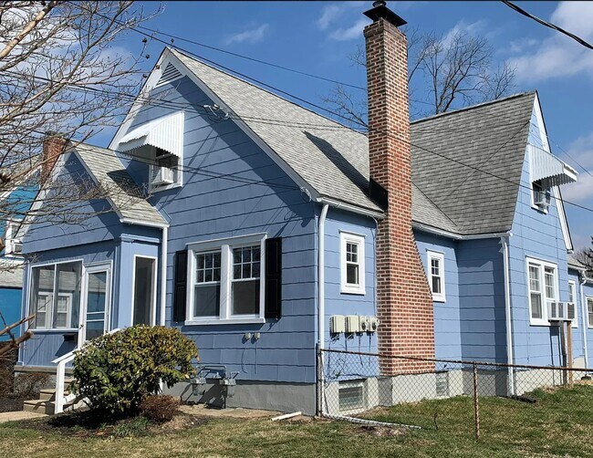 502 Essex Ave Rentals in Wilmington, DE