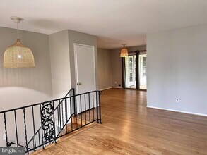 14709 Batavia Dr in Centreville, VA - Building Photo - Building Photo