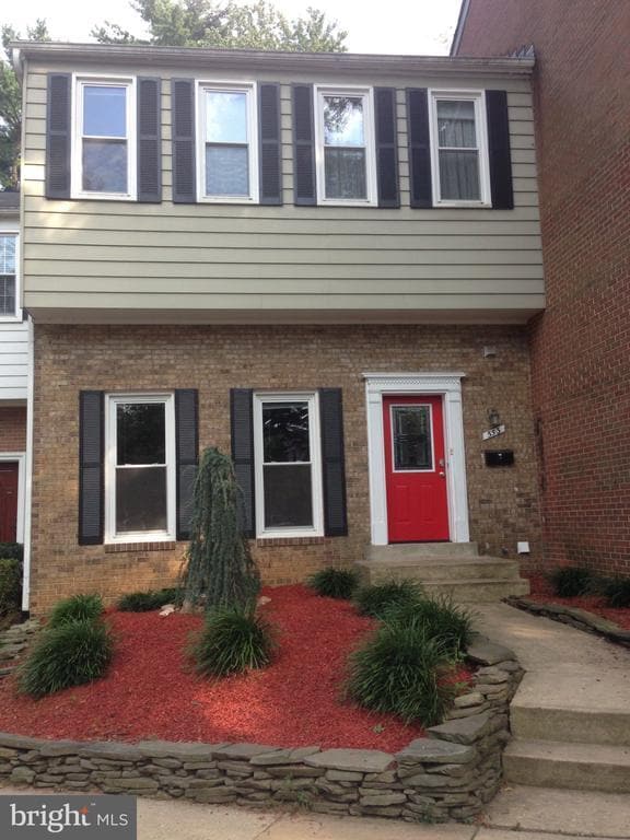 property at 553 Monet Dr