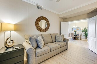 8075 Tiger Cove in Naples, FL - Building Photo - Building Photo