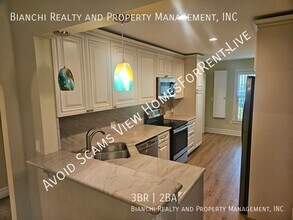 2361 Bentley Dr in Palm Harbor, FL - Building Photo - Building Photo