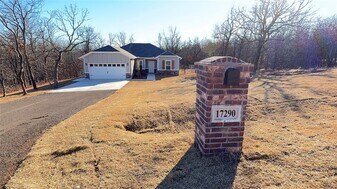 17290 Lantana Lp in Newalla, OK - Building Photo