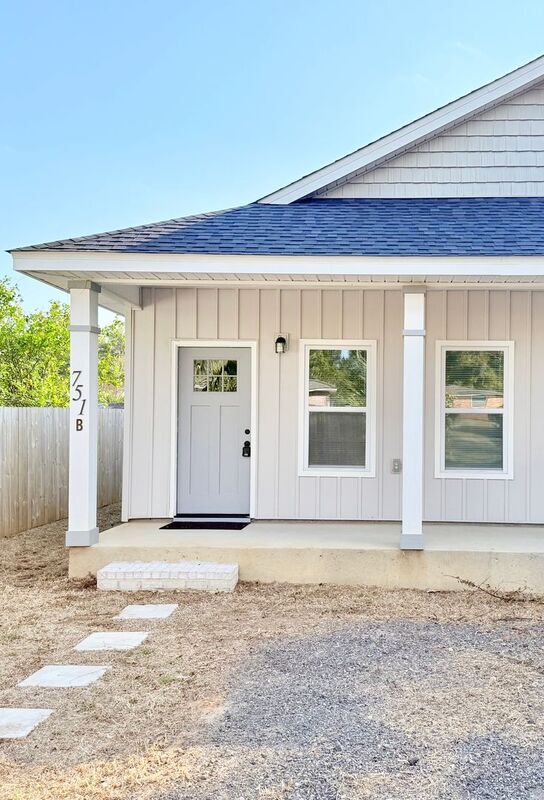 property at 751 Lloyd Alley