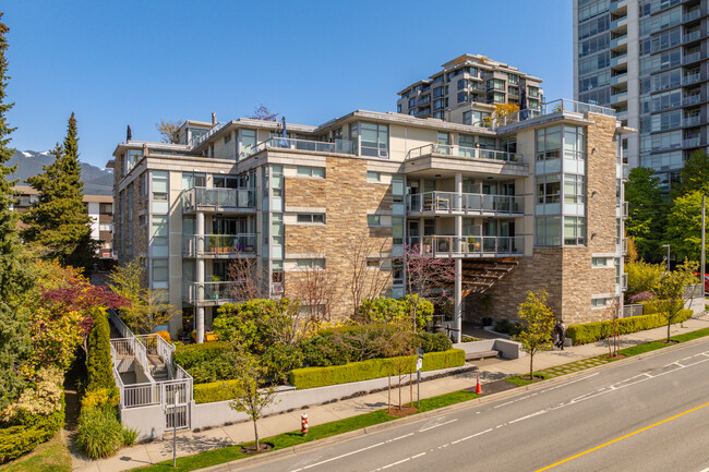 The Kimpton in North Vancouver, BC - Building Photo - Building Photo