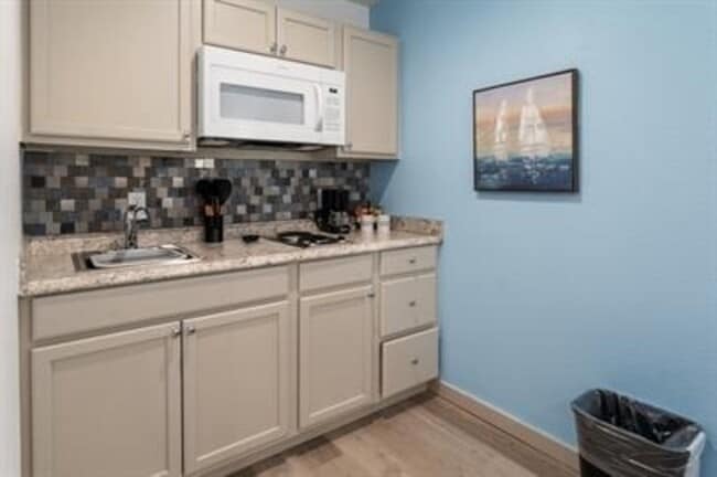 2916 W Main St in Gun Barrel City, TX - Building Photo - Building Photo