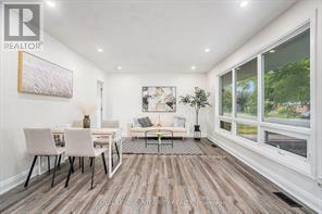 26 Majestic Dr in Ottawa, ON - Building Photo - Building Photo