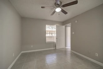11399 S Kirkwood Rd in Houston, TX - Building Photo - Building Photo