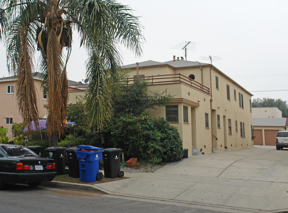 531 N Spaulding Ave in Los Angeles, CA - Building Photo